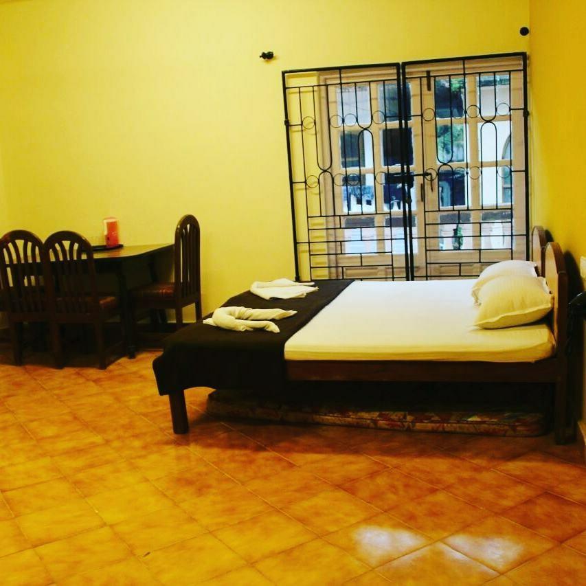 Sunny Holiday Homes Calangute Extérieur photo